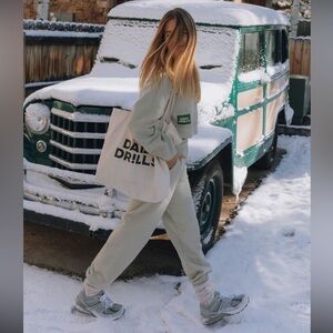 Daily Drills Sweat Set in Dew